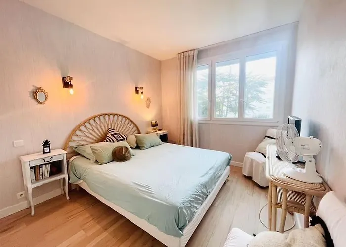 Vue A : Le Victor Hugo *